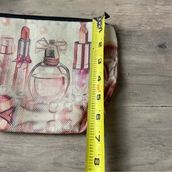 7 x 8” Charming Cloth Cosmetic Pouch - Picture 4 of 5